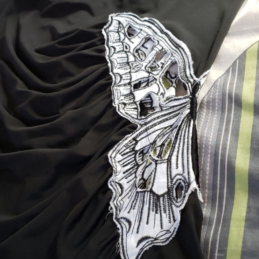 Top - Picture 2 of 3